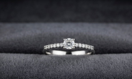 inele cu diamant - Inel de Logodnă Solitar din Aur Alb de 18K cu Diamante Naturale 0.32ct