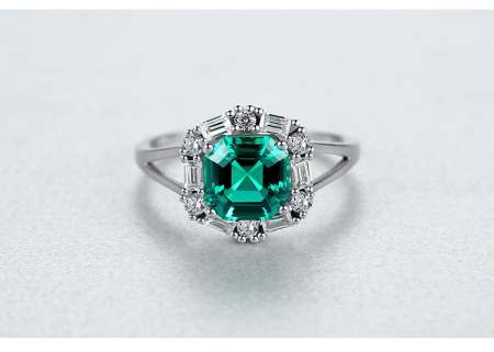 Inel argint 925 - Inel din Argint 925 cu Cristal Hexagonal Verde Smarald și Halo Geometric din Zirconiu