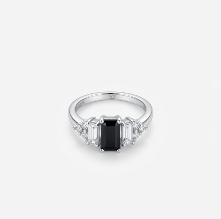 Inel argint 925 - Inel din Argint 925 cu Onix Negru Emerald Cut și Zirconiu – Colecția Noir Vintage