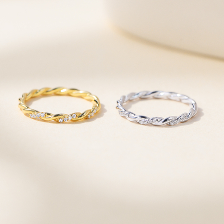 Inel argint 925 - Inel din Argint 925 Placat cu Aur Galben, Model Împletit cu Zirconiu – „Golden Twist”