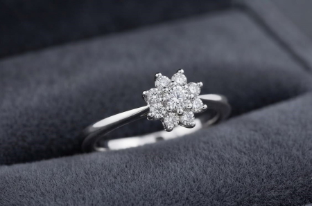 inele cu diamant - Inel din Aur Alb 14K cu Cluster Floral de Diamante Naturale 0.10 ct