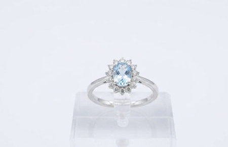 inele cu diamant - Inel din Aur Alb de 18K cu Acvamarin Natural 0.28ct și Halo de Diamante