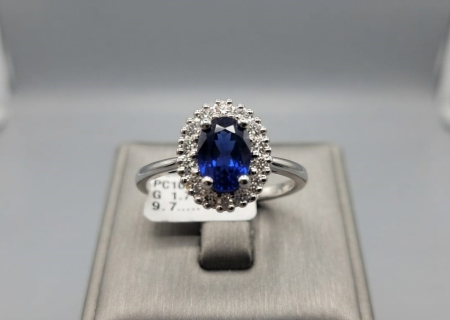 inele cu diamant - Inel din Aur Alb de 18K cu Safir Albastru și Diamante – Eleganță Regală Atemporală