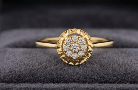 inele cu diamant - Inel Medalion din Aur Galben de 14K cu Cluster de Diamante Naturale 0.07ct