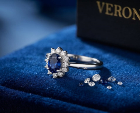 bijuterii diamant - Inel Princiar din Aur Alb 14K cu Safir Albastru Oval și Diamante Naturale – Verona Elegance