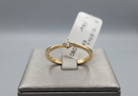 inele cu diamant - Inel Solitaire din Aur Galben de 14K cu Diamant – Eleganță Clasică și Discretă