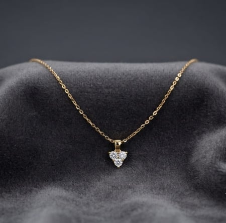 LANT AUR CU DIAMANTE NATURALE - Lănțișor Aur 14K cu Pandantiv 3 Diamante 0.12ct EF SI, 1.6g