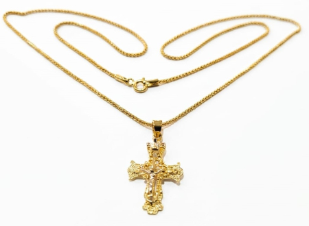 LANT BARBAT AUR 14K - Lănțișor și Pandantiv Crucifix în Relief din Aur Galben 14K – Design Baroc