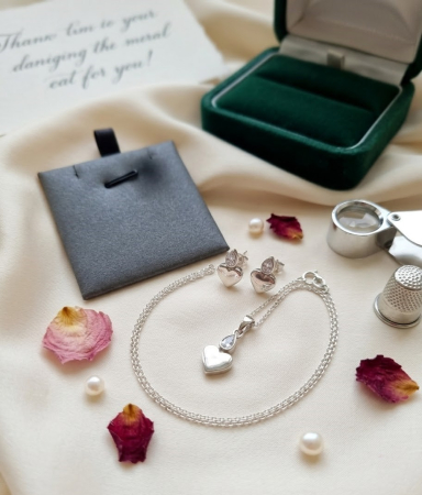 Set argint 925 - Set Bijuterii Argint 925 „Pure Love” – Colier și Cercei Inimă cu Cristale Lacrimă