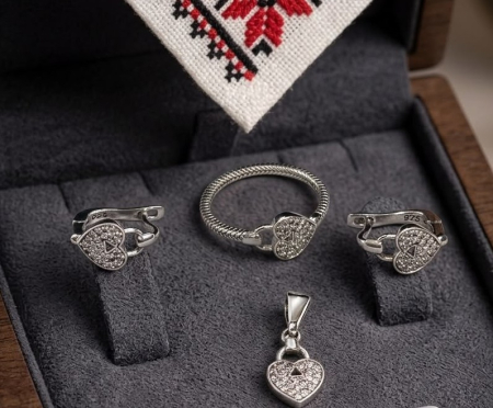 Set argint 925 - Set Complet din Argint 925 „Locked in Love” – Inel, Cercei și Pandantiv Lacăt-Inimă cu Zirconii Pavate, 6.5g