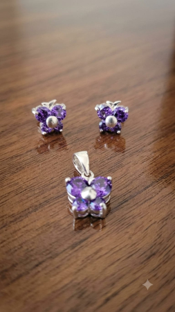 OUTLET - Set din Argint 925 „Sweet Butterfly” – Cercei și Pandantiv cu Cristale Violet