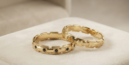 bijuterii aur - Verighete din Aur Galben 14K cu Design Geometric și Diamante Negre