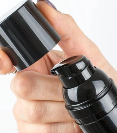 Materiale  - Flacon Airless Oly Black 50 ml
