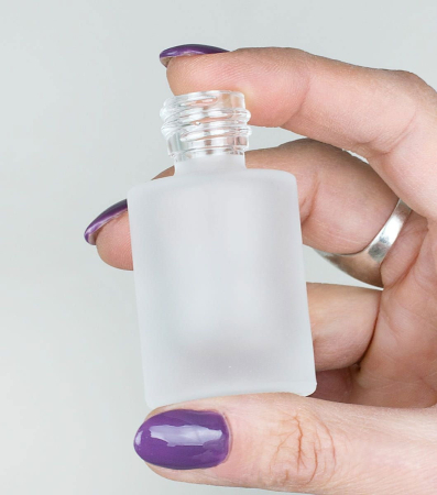 Materiale  - Flacon sticlă Laura Frost, 15 ml