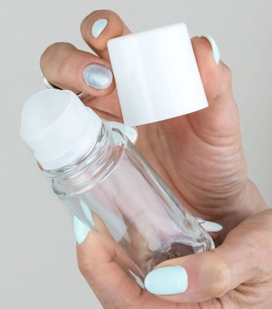 Materiale  - Roll-On sticlă cu bilă plastic 50 ml