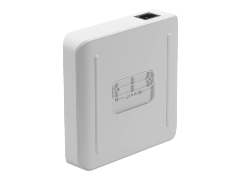UBIQUITI USW-LITE-16-POE UniFi Switch Lite 16 Gigabit RJ45 ports including 8x 802.3at PoE+ [3]