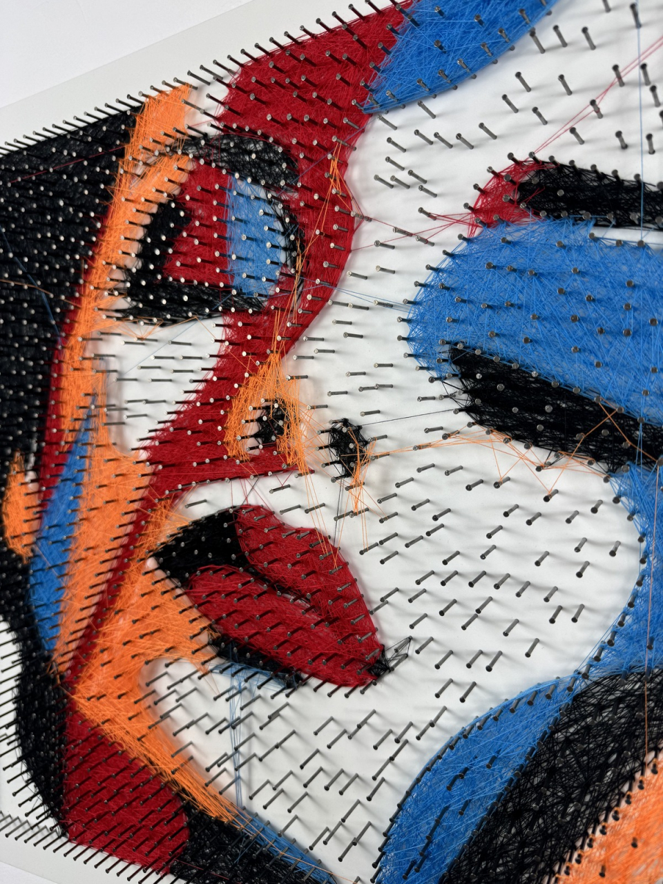 COLORED FACE STRING ART [2]