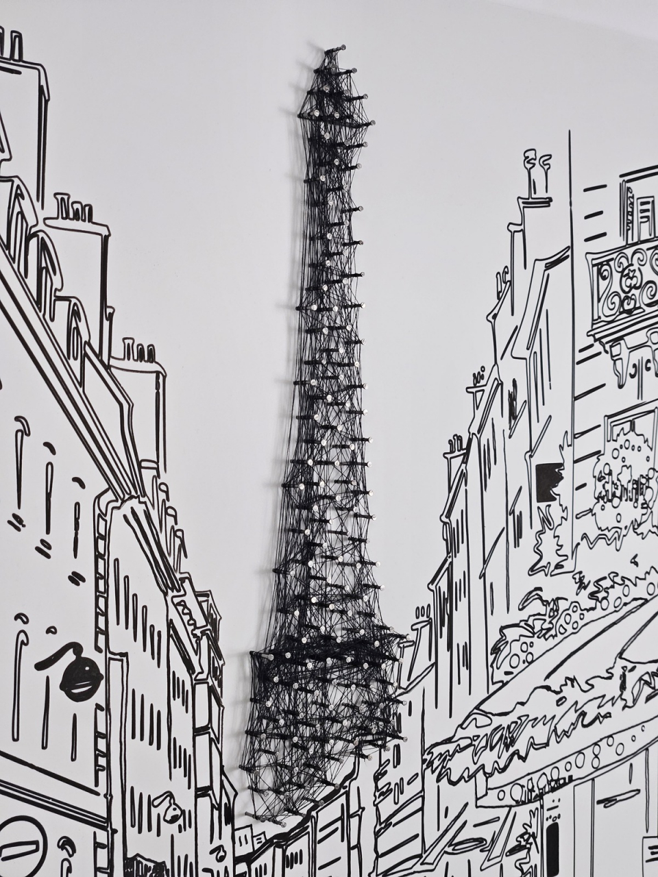 EIFFEL TOWER STRING ART [4]