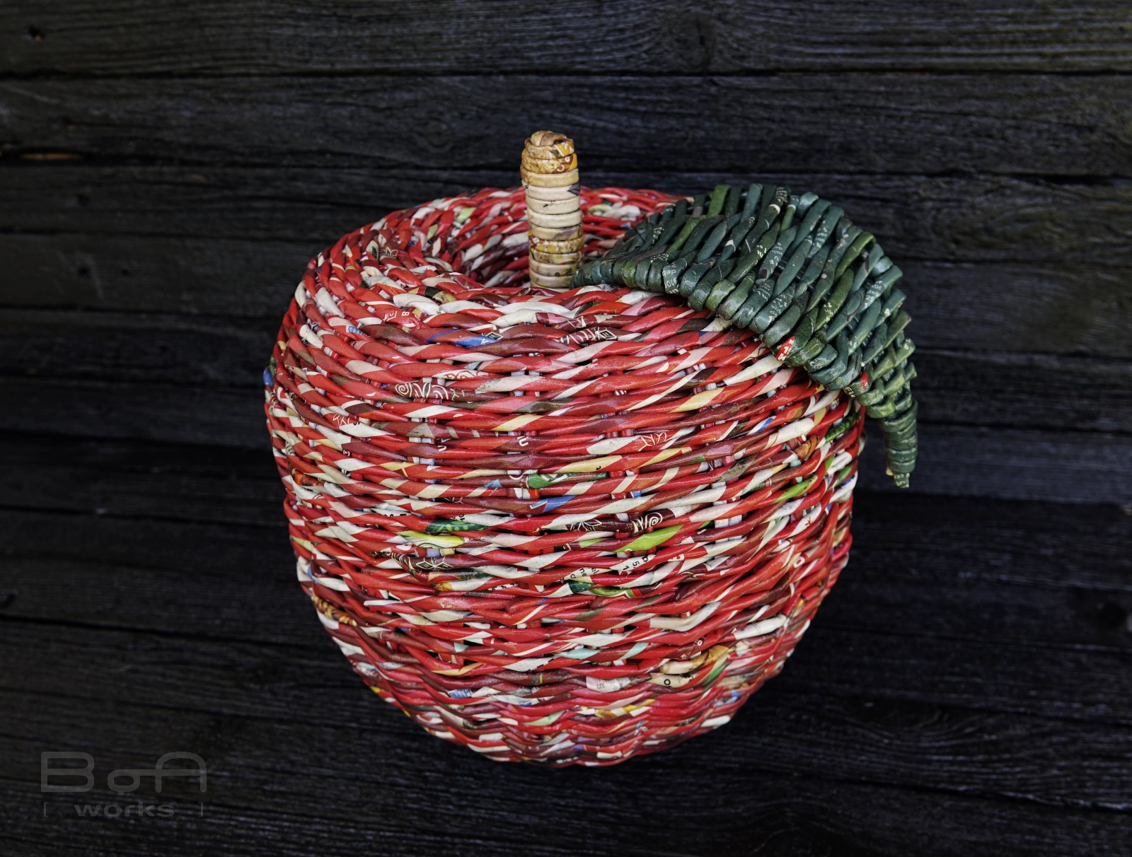 cos-handmade-hartie-reciclata-impletit-apple-235x250 [3]