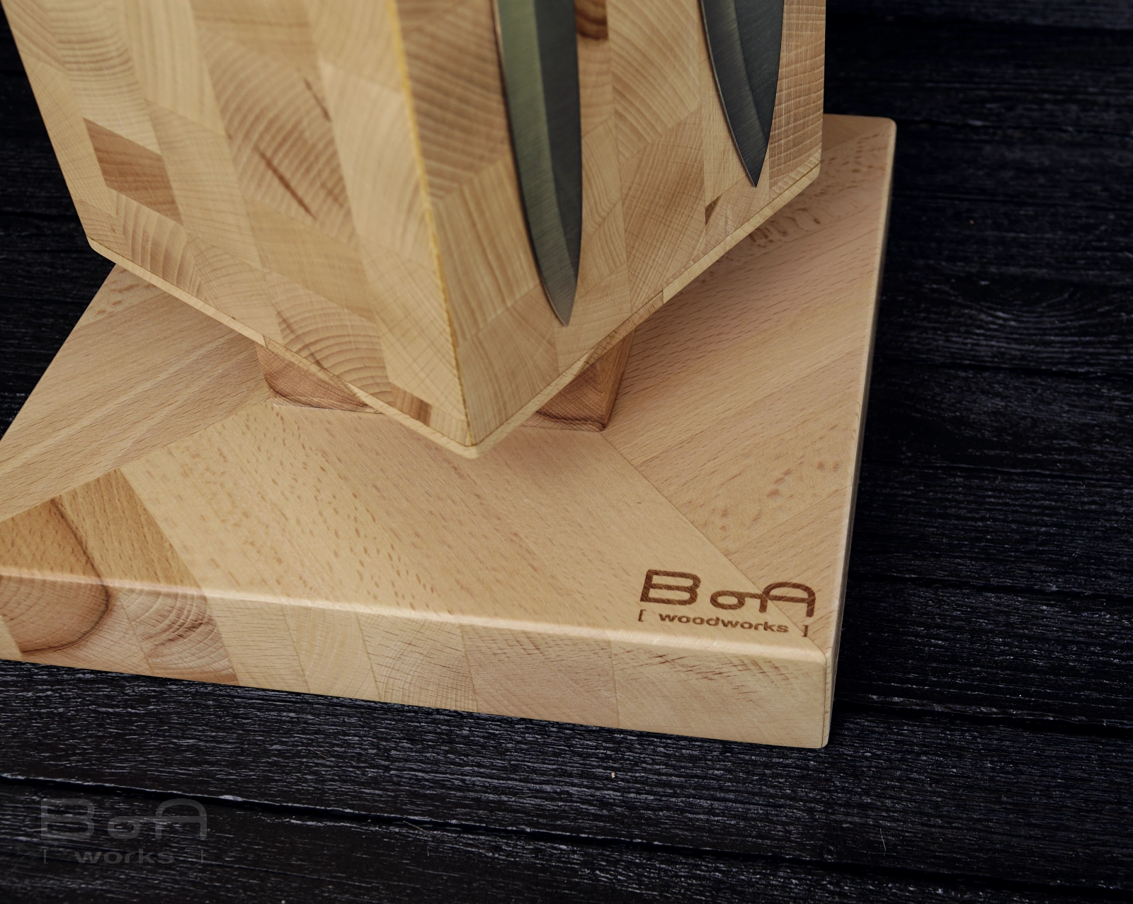 suport-cutite-magnetic-rotativ-fag-end-grain-beech-twister-handmade [8]