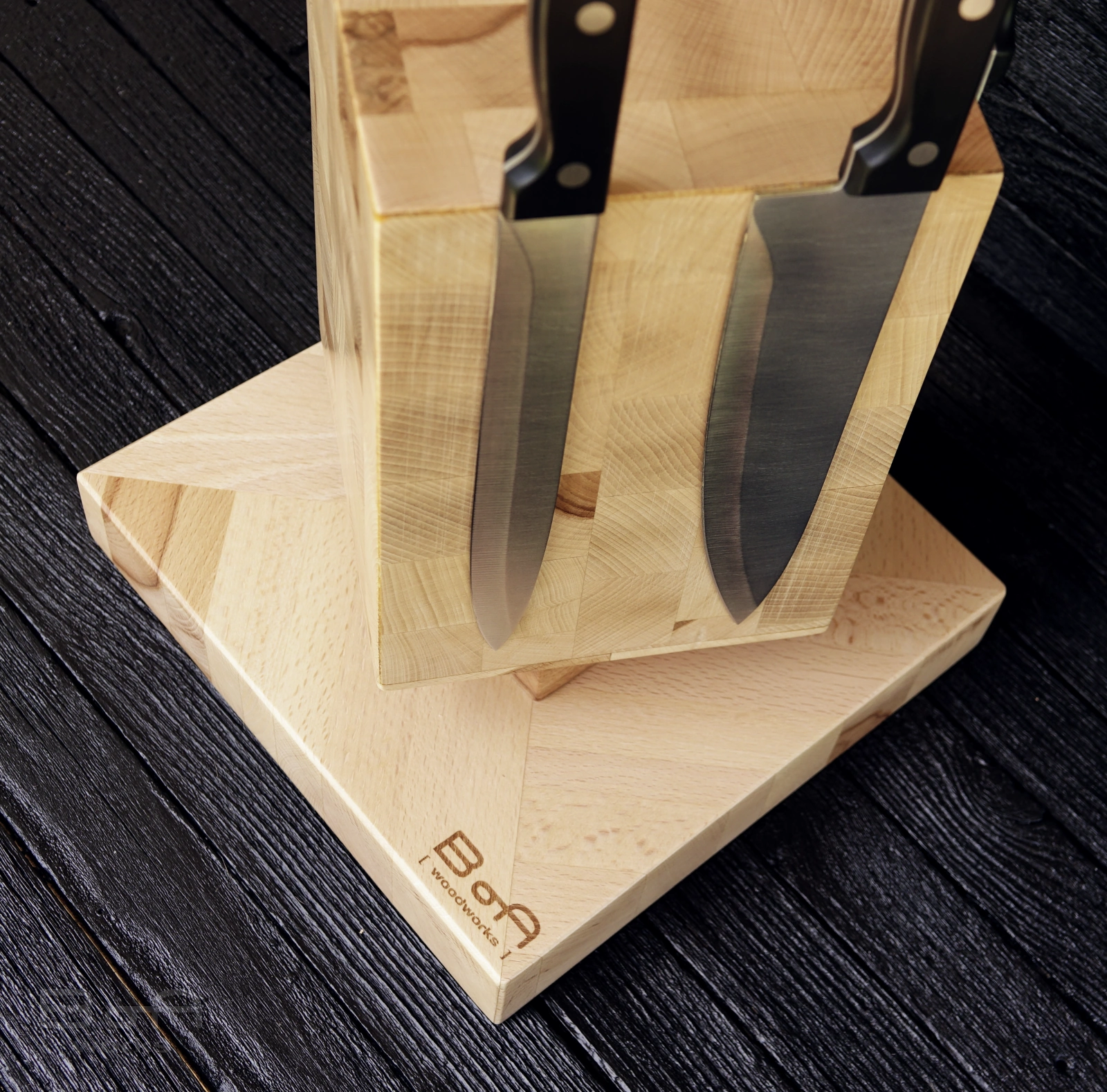 suport-cutite-magnetic-rotativ-fag-end-grain-beech-twister-handmade [9]