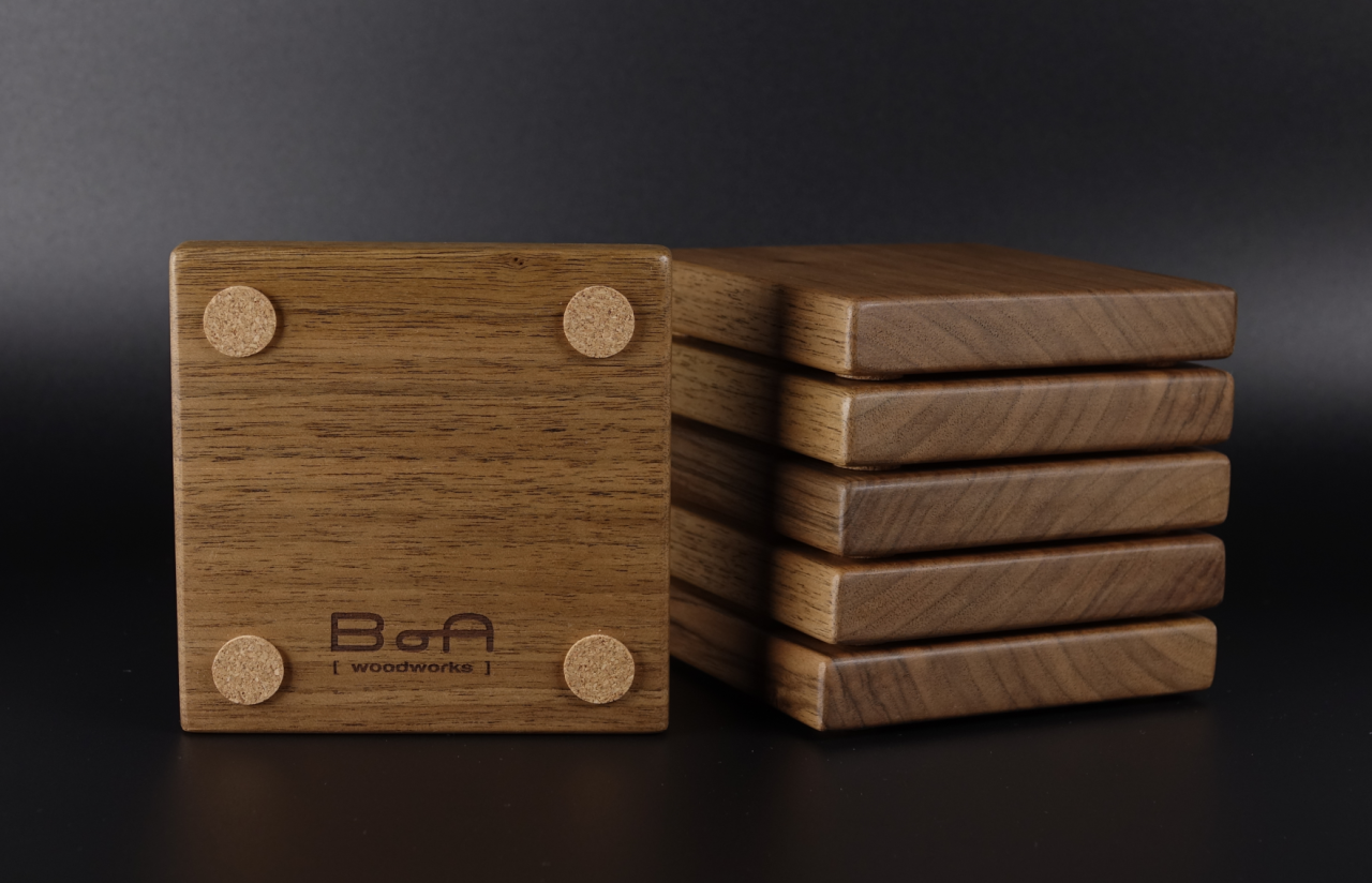 suport-pahare-nuc-lemn-masiv-set-6-handmade [3]