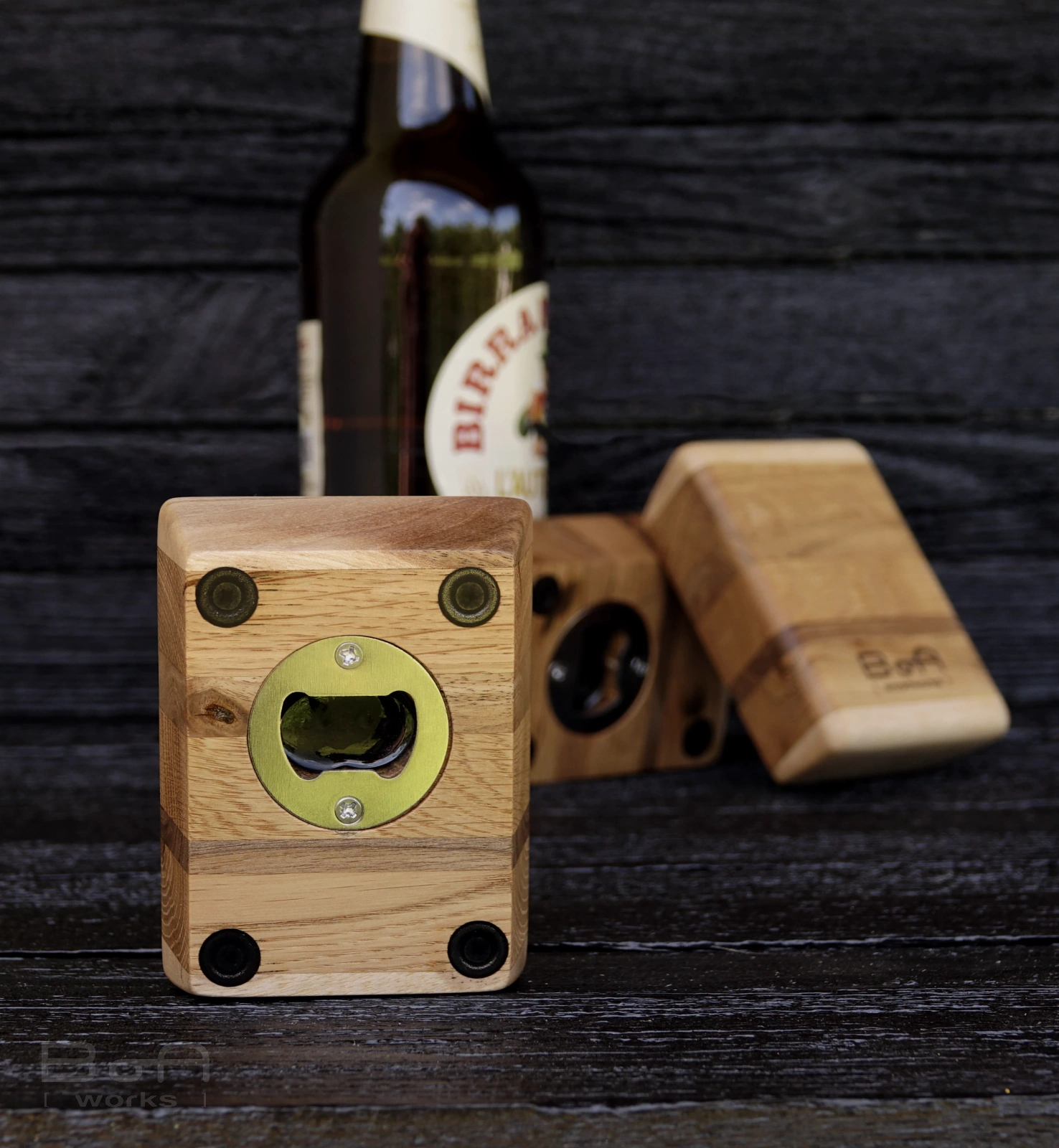 deschizator-sticle-bere-lemn-stejar-nuc-chunk-one-handmade [2]