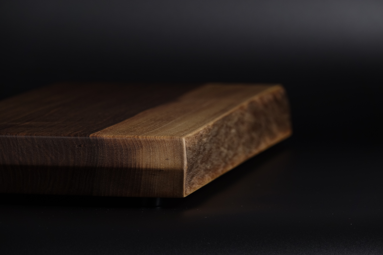 tocator-nuc-masiv-live-edge-artizanal-premium [6]