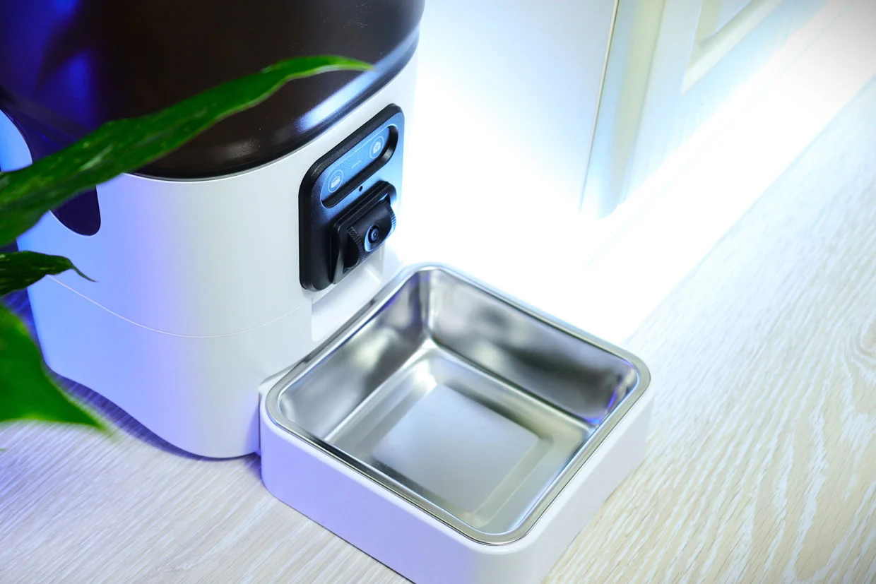 Hrănitor automat inteligent pentru câini și pisici 6L cu cameră Full HD și Wi-Fi [11]