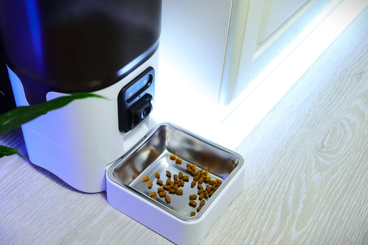 Hrănitor automat inteligent pentru câini și pisici 6L cu cameră Full HD și Wi-Fi [11]