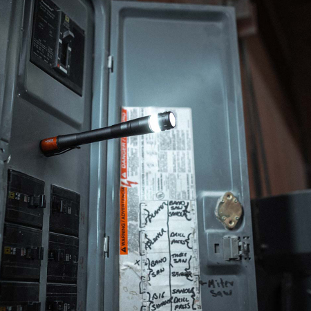 Lanternă tactică NEBO LUXTREME SL75 – 780 lm, rază 1200 m, IP67 [3]