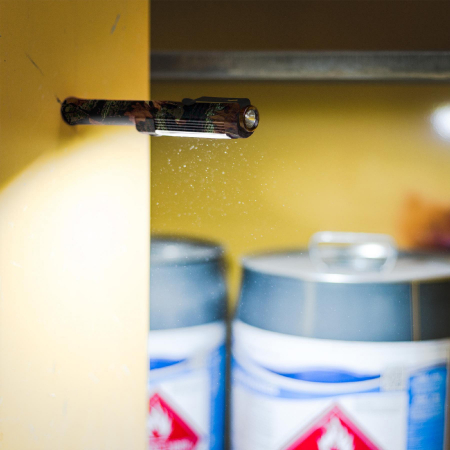 Lanterna multifunctionala NEBO BIG LARRY 2 aluminiu anodizat cu lumina rosie si talpa magnetica [2]