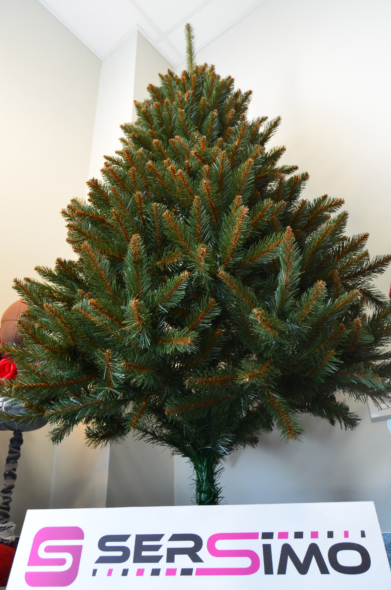 Brad artificial Christmas Deluxe by Sersimo, Royal, 180cm [18]