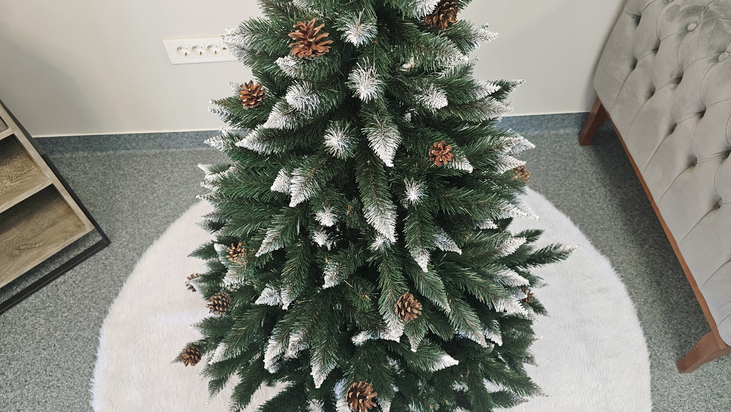 Brad artificial Christmas Deluxe by Sersimo, Danemark, 2D, 150cm [11]