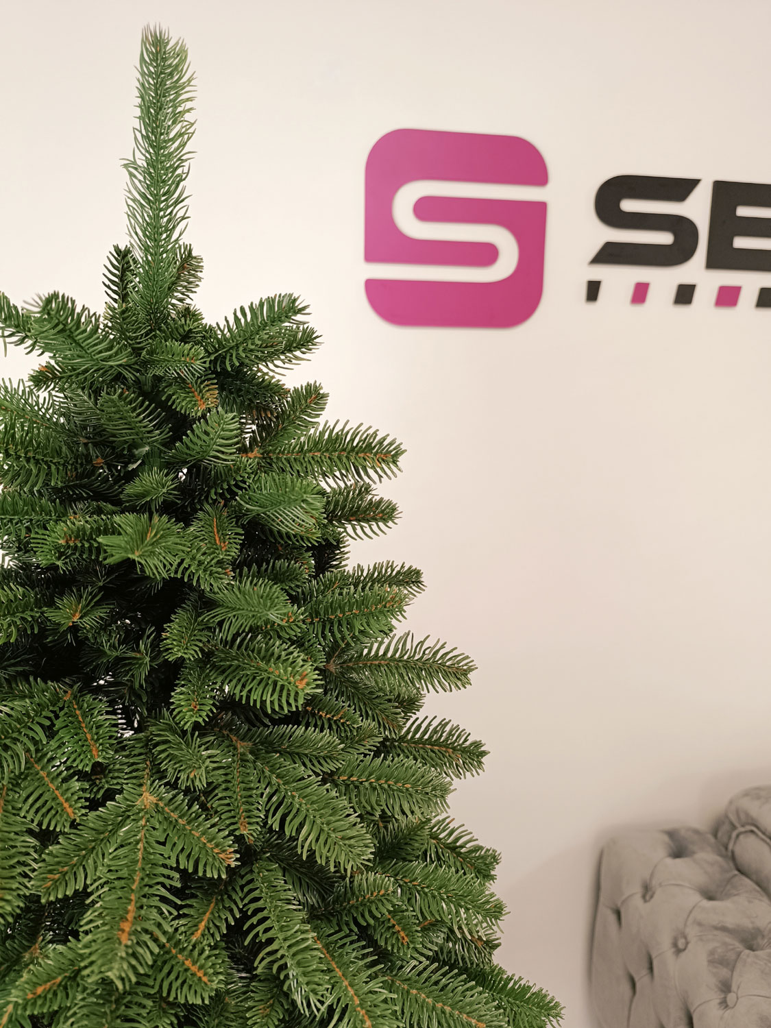 Brad artificial Christmas Deluxe by Sersimo, Canada verde, 3D, 180cm [6]