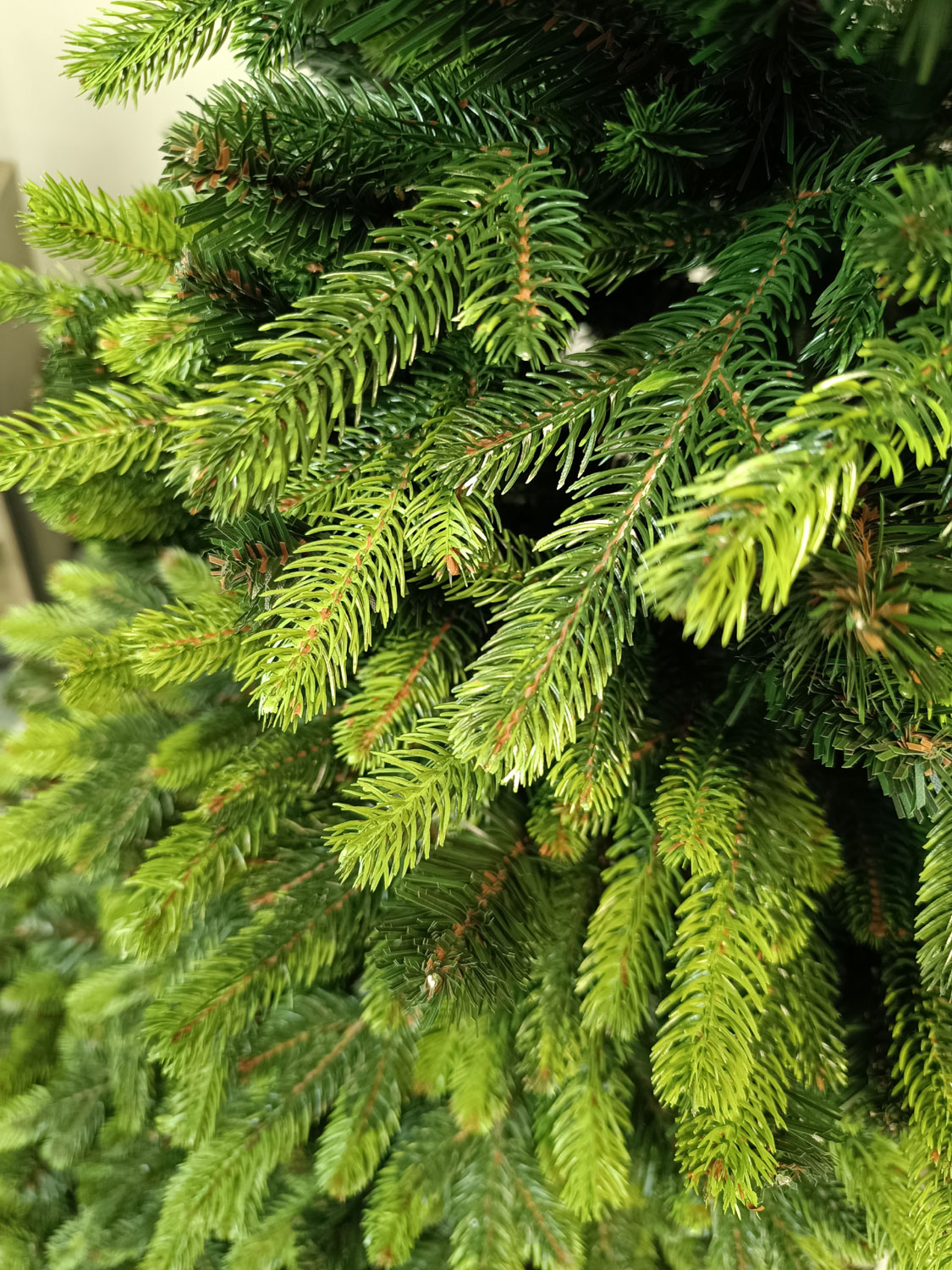 Brad artificial Christmas Deluxe by Sersimo, Carpati cu varfuri verzi, 2D+3D, 180cm [12]