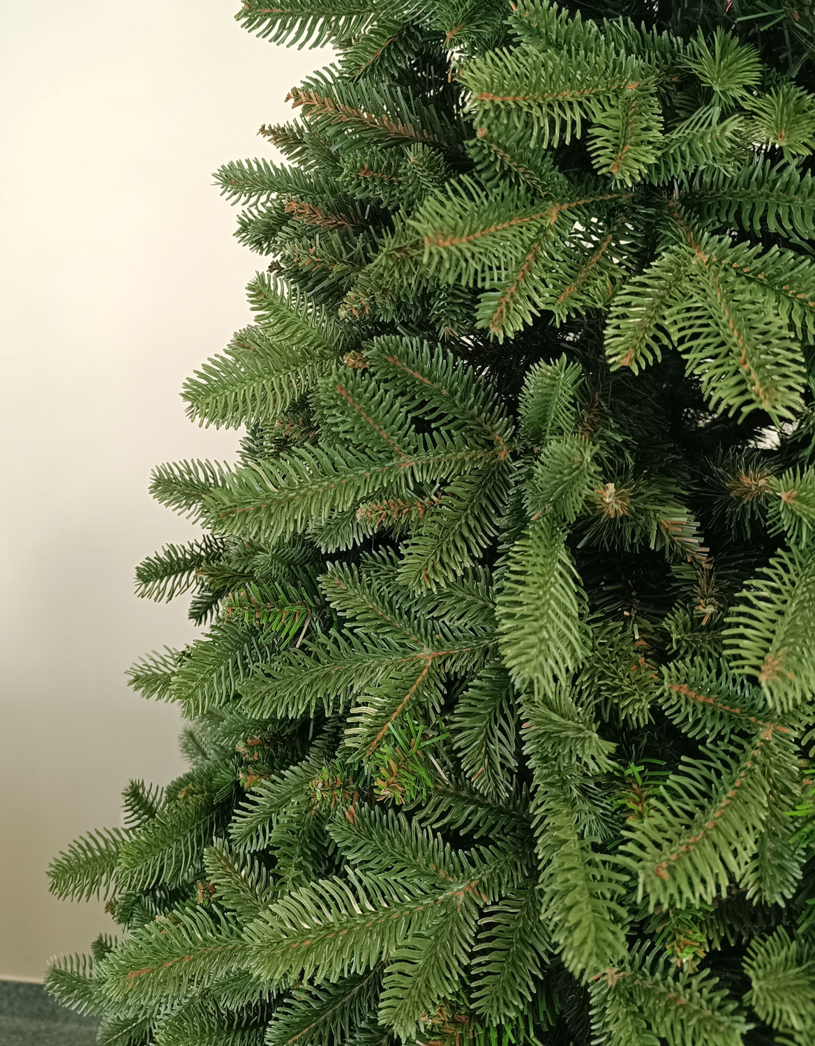 Brad artificial Christmas Deluxe by Sersimo, Canada Mix, 2D+3D, 210cm [8]