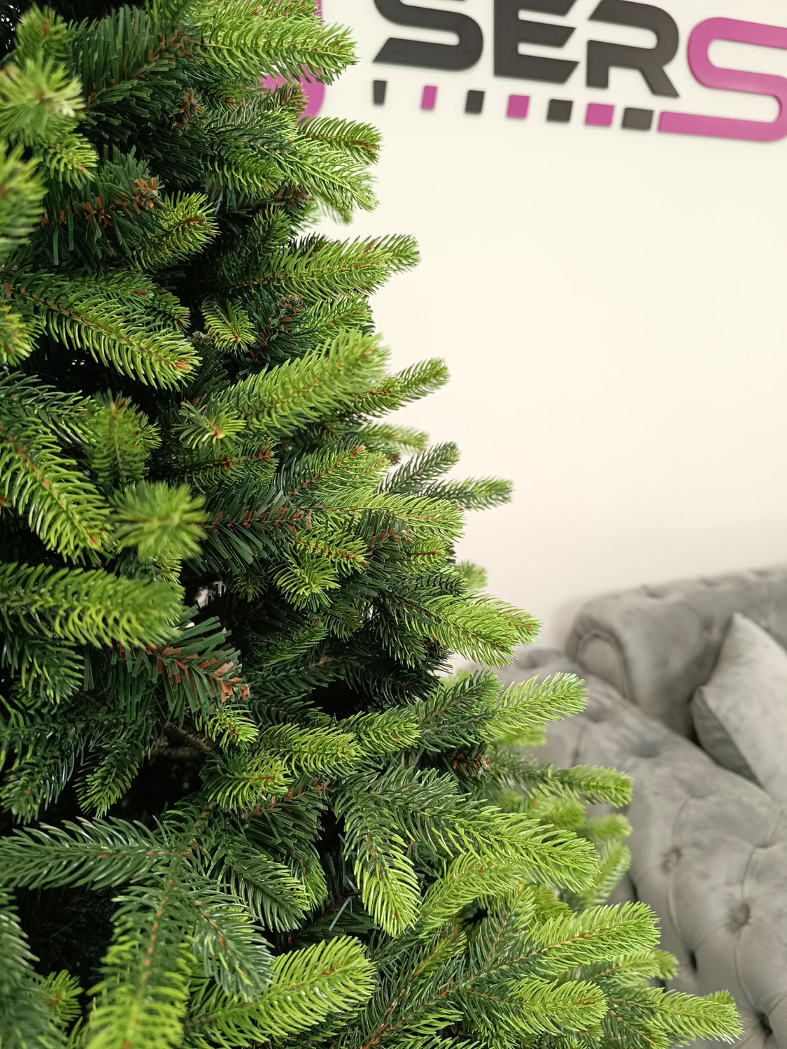 Brad artificial Christmas Deluxe by Sersimo, Carpati cu varfuri verzi, 2D+3D, 250cm [9]