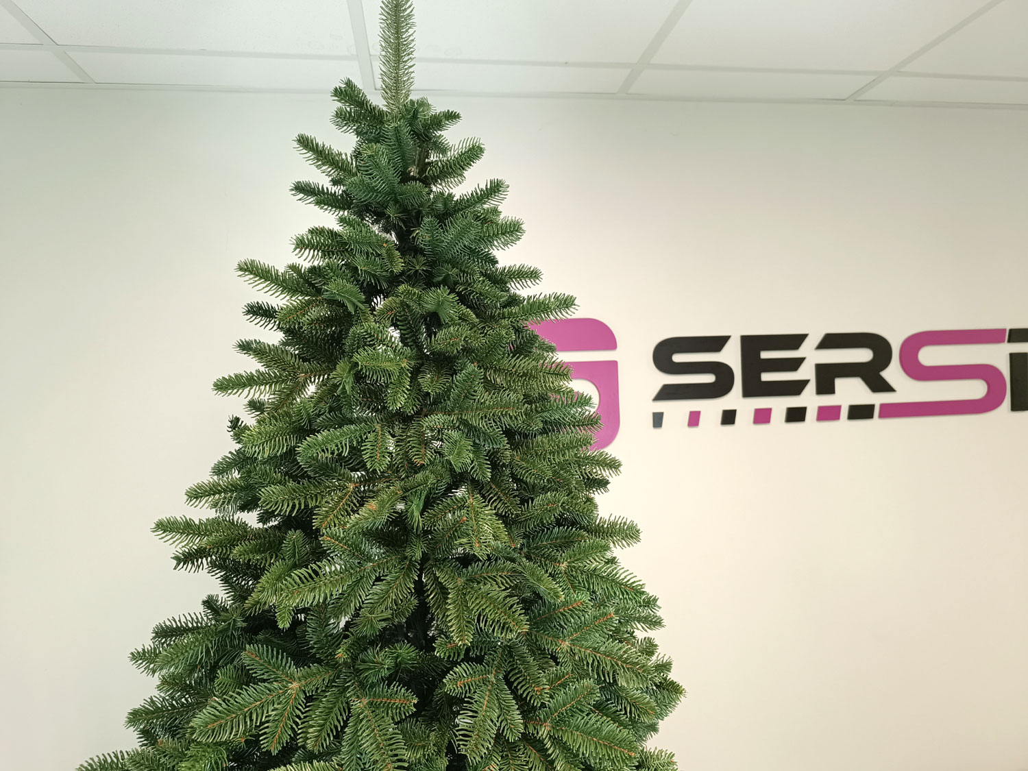 Brad artificial Christmas Deluxe by Sersimo, Canada verde, 3D, 230cm [14]