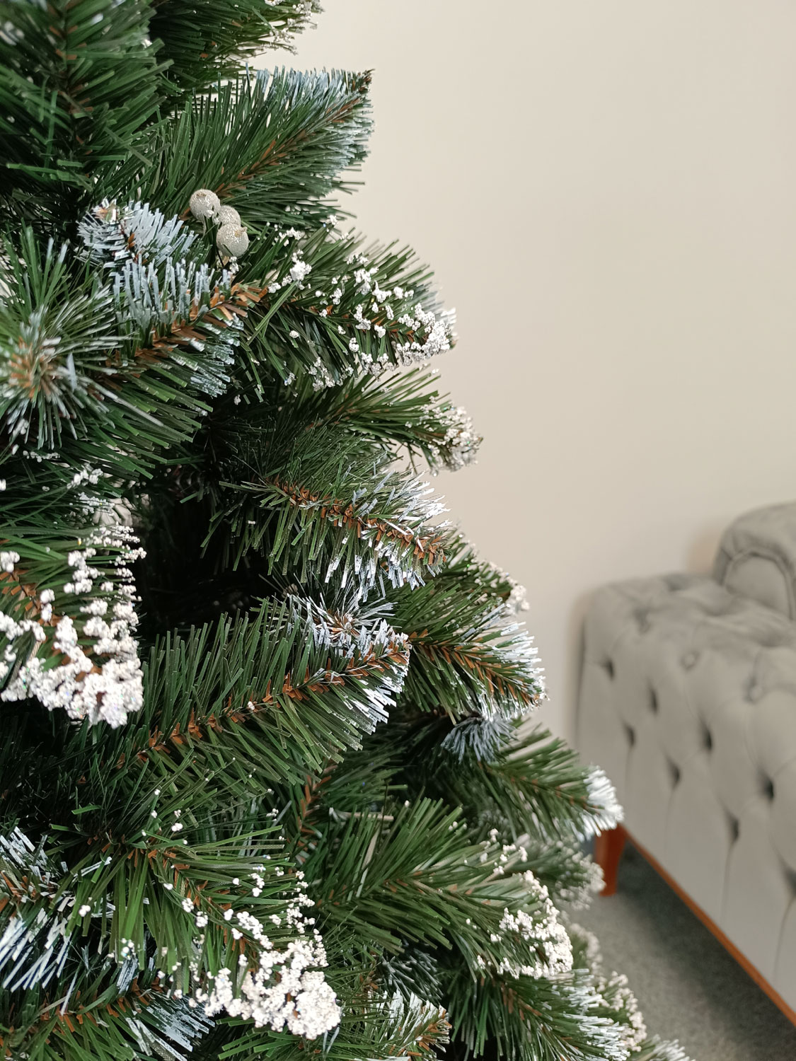 Brad artificial Christmas Deluxe by Sersimo, Crystal nins cu merisoare, 2D, 180cm [13]