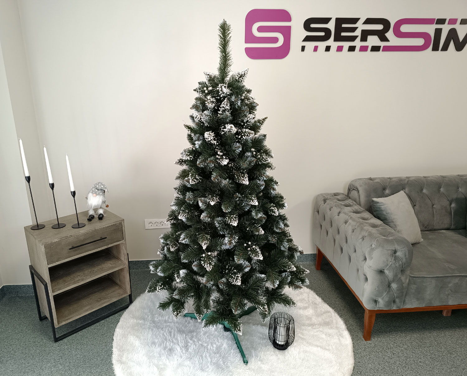 Brad artificial Christmas Deluxe by Sersimo, Crystal nins cu merisoare, 2D, 180cm [3]