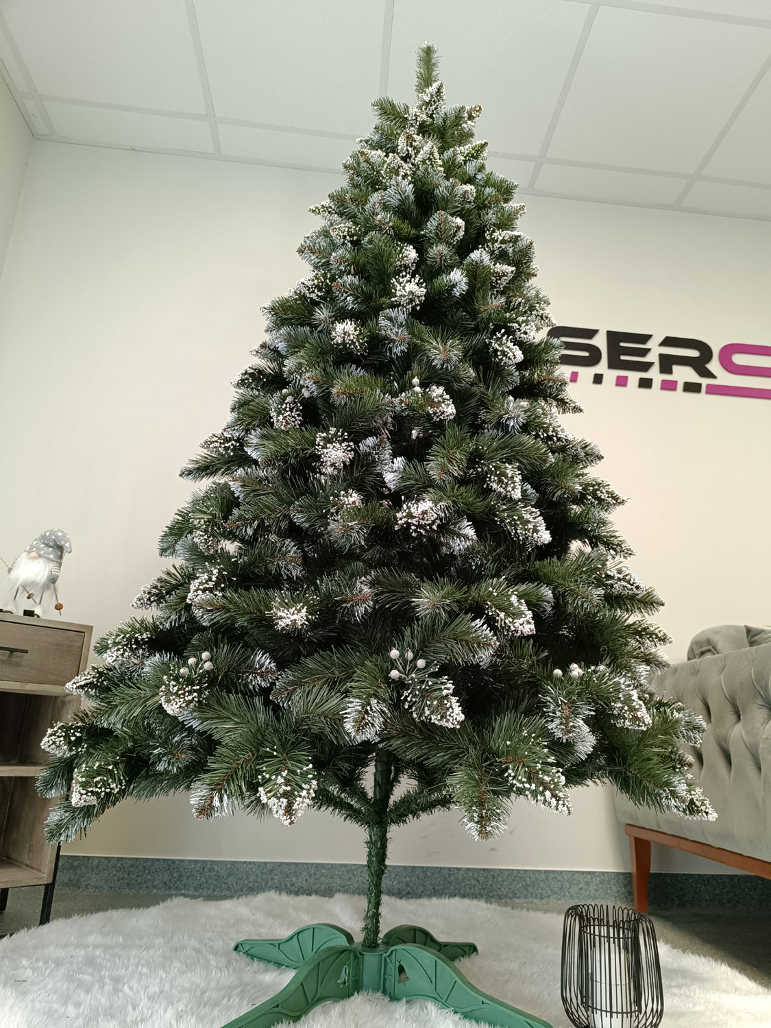 Brad artificial Christmas Deluxe by Sersimo, Crystal nins cu merisoare, 2D, 220cm [15]