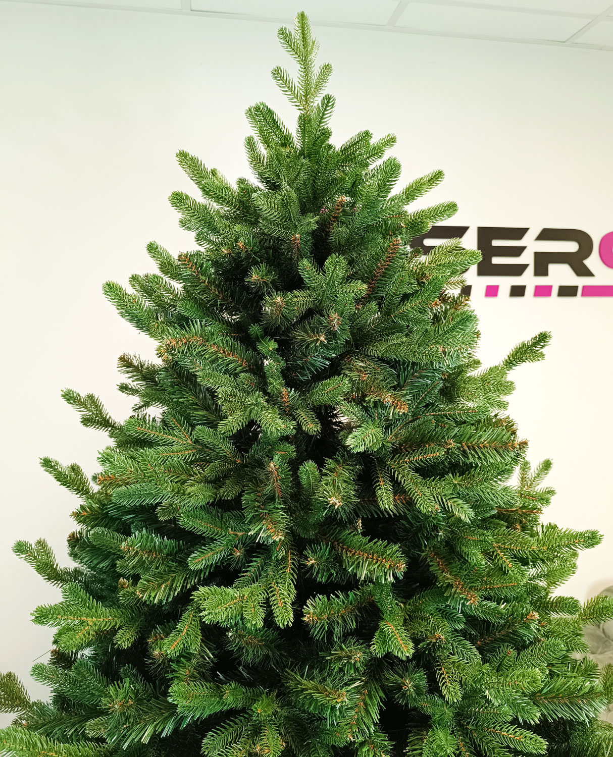 Brad artificial Christmas Deluxe by Sersimo, Royal Felara, 2D+3D, 210cm [15]