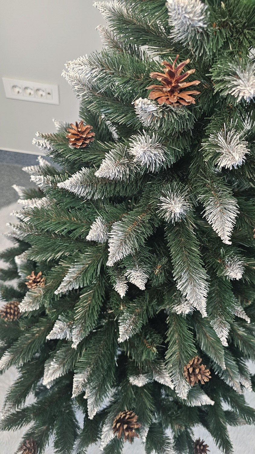 Brad artificial Christmas Deluxe by Sersimo, Danemark, 2D, 150cm [2]