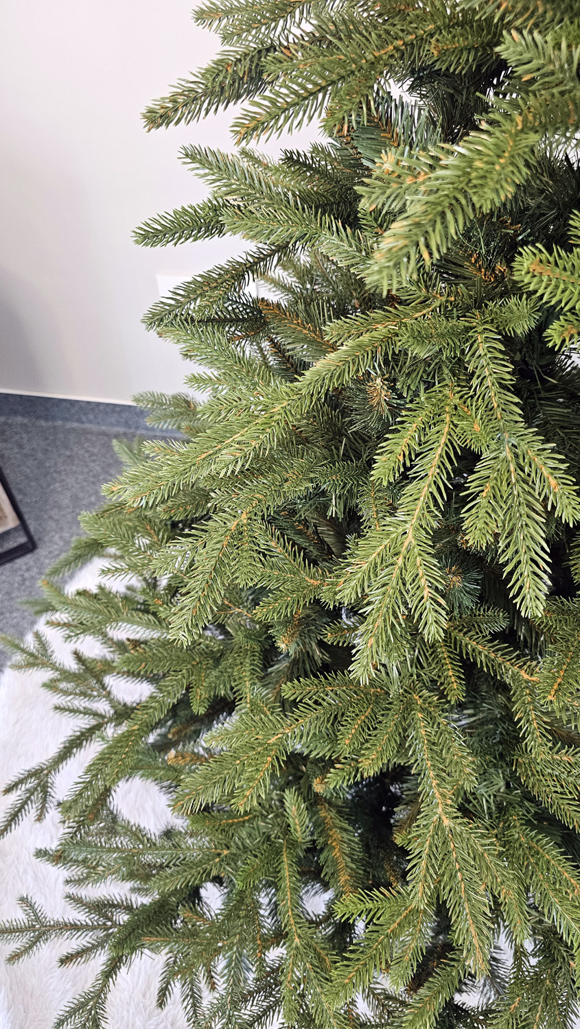 Brad artificial Christmas Deluxe by Sersimo, Nature, 2D+3D, 190cm [2]