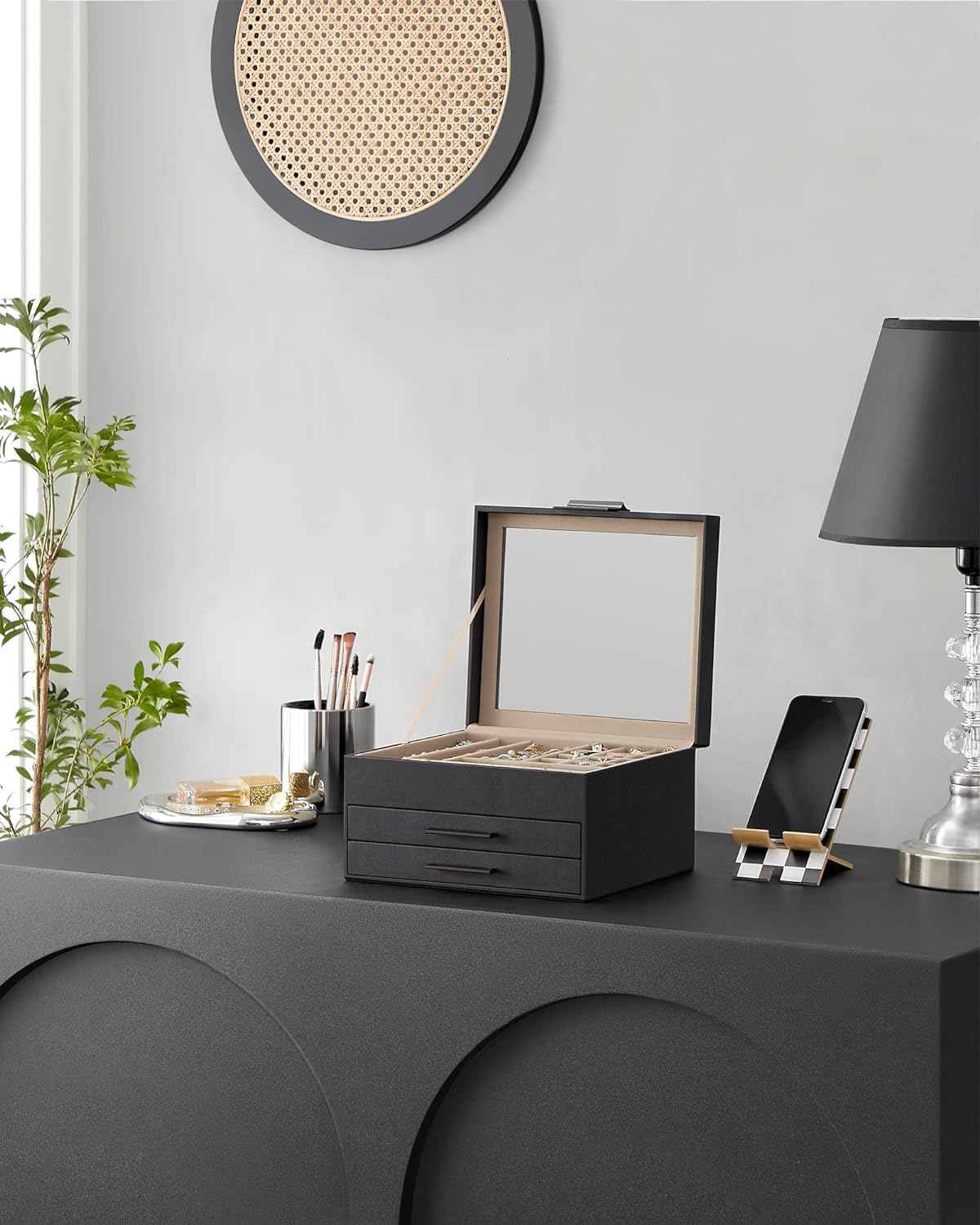 SONGMICS Cutie de bijuterii cu 3 nivele, 2 sertare, capac din sticla si incuietoare, 20x23x14cm, negru [8]