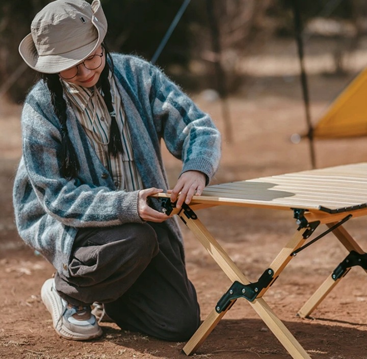 Masa pentru camping cu sistem de pliere rapida, cadru metalic, 90x60x44cm, maro [5]