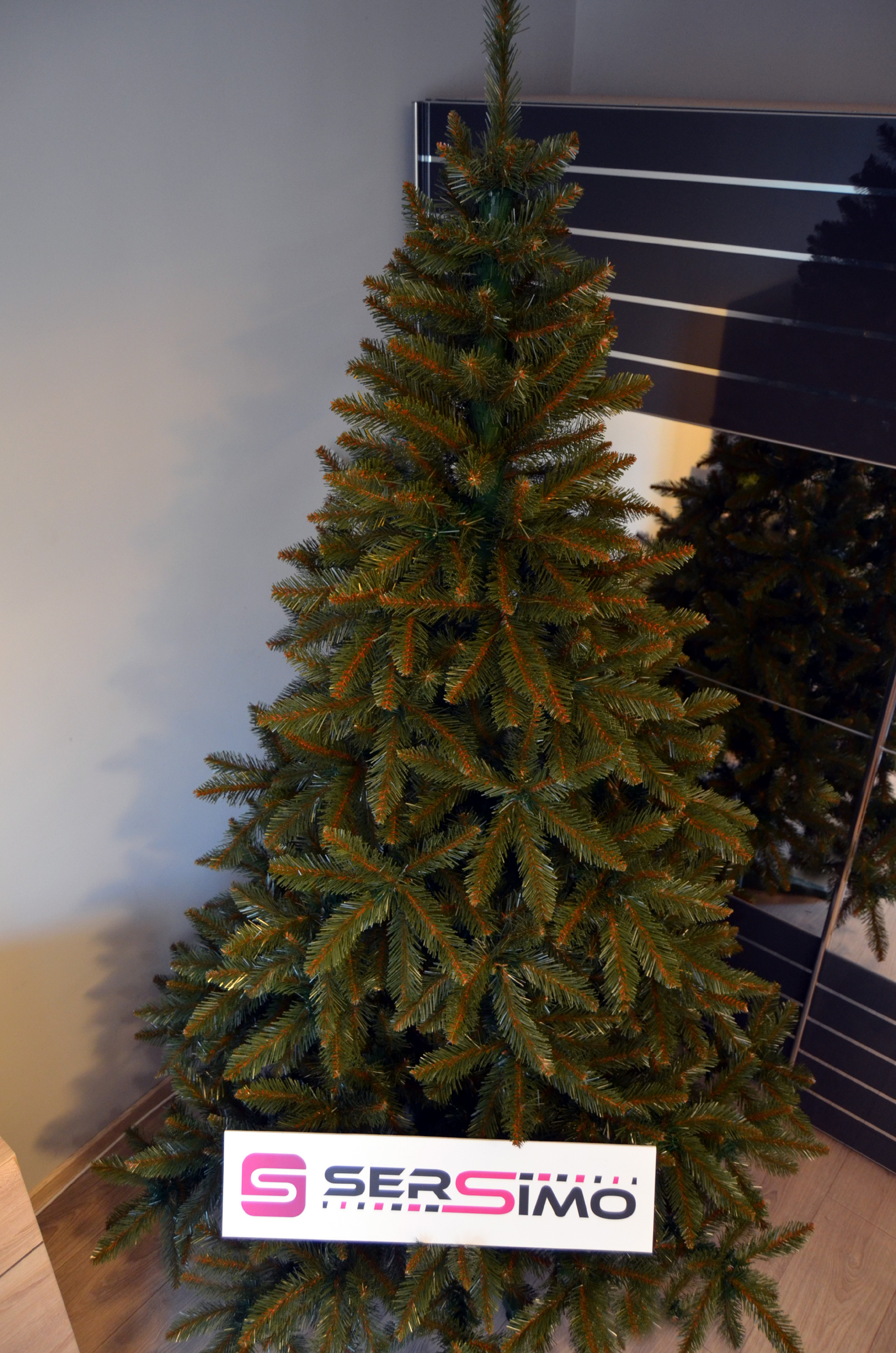 Brad artificial Christmas Deluxe by Sersimo, Royal, 240cm [8]