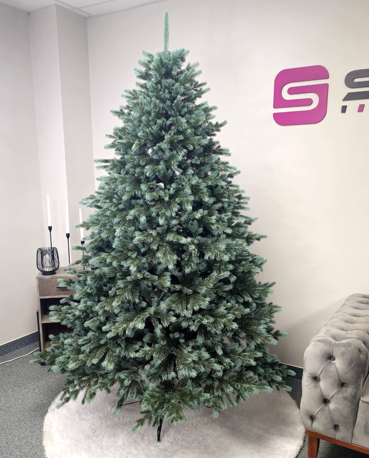 Brad artificial Christmas Deluxe by Sersimo, Alaska Select verde argintiu, integral 3D, 230 cm [2]