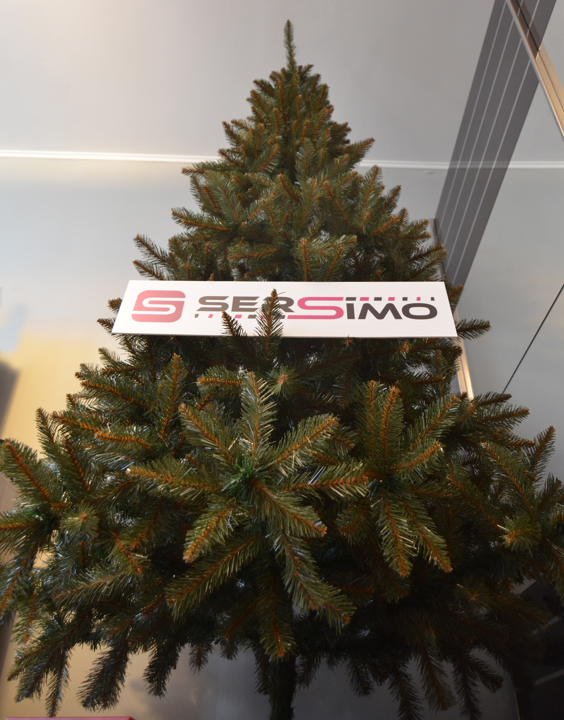 Brad artificial Christmas Deluxe by Sersimo, Royal, 240cm [12]